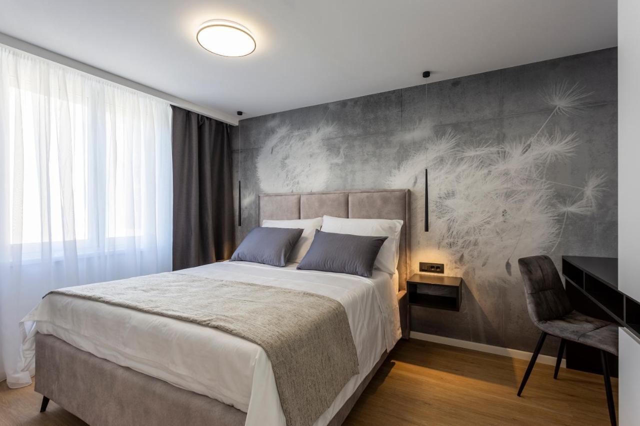 Apartman Izis Centar Pule PUY Eksteriør bilde