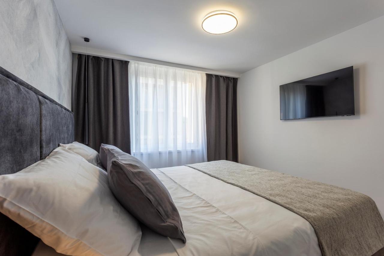 Apartman Izis Centar Pule PUY Eksteriør bilde