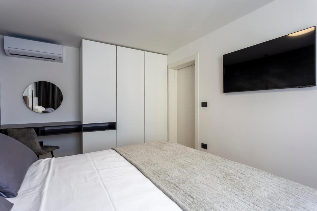 Apartman Izis Centar Pule PUY Eksteriør bilde